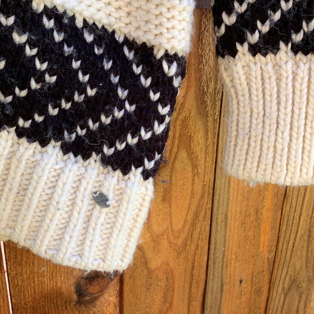 American Eagle Pattern Thick Knit Warm Sweater Si… - image 5